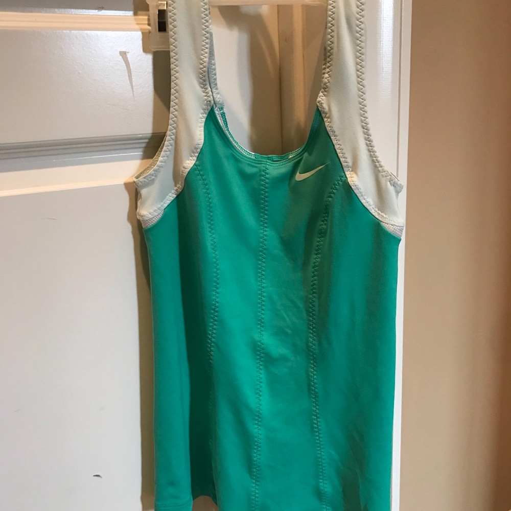Nike Dri-fit top